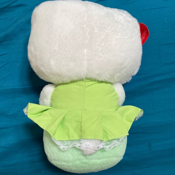 Hello Kitty as sunflower plush - Picture 2 of 4